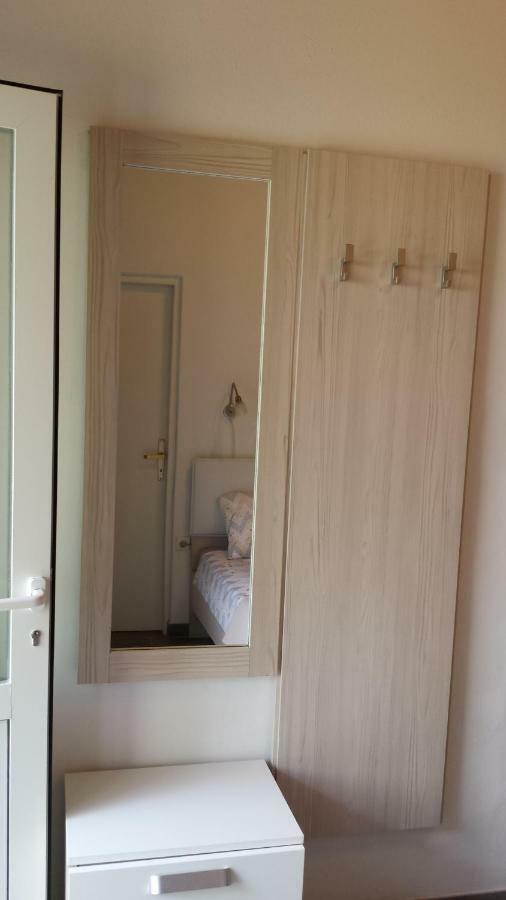 Apartment Dinko Cres Eksteriør bilde