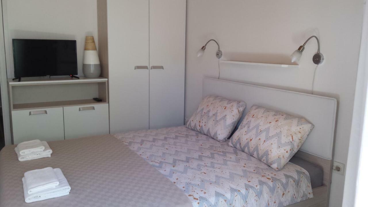 Apartment Dinko Cres Eksteriør bilde